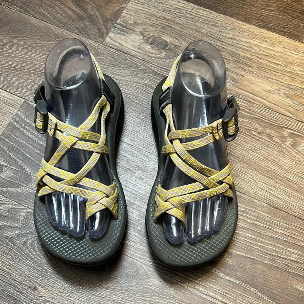 Chaco Women’s ZX2 Sandals Classic Yellow/Tan Sandals Size‎ 7